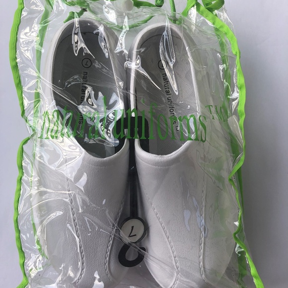 Clogs - Picture 4 of 4